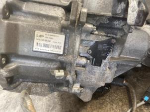 Getriebe van een MINI Mini (F55) 1.2 12V One First 2016