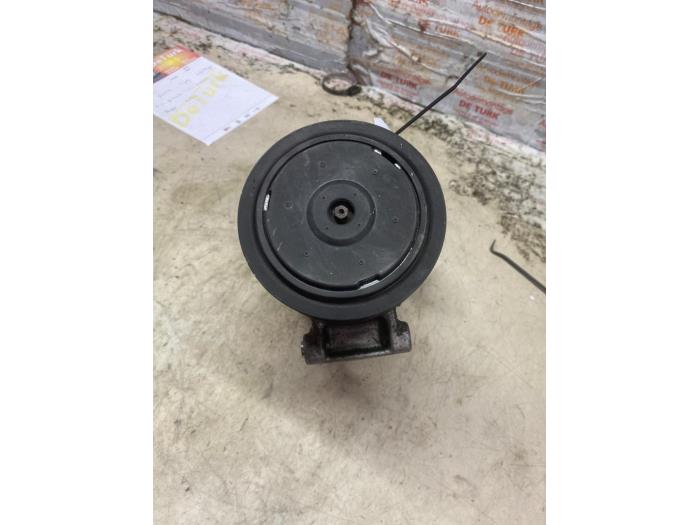 Usagé Pompe clim Volkswagen Tiguan (5N1/2) 1.4 TSI 16V Prix € 48,40 Prix TTC proposé par Autosloperij de Turk