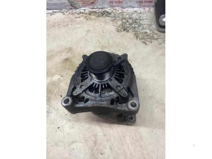 Usagé Dynamo BMW 3 serie (F30) 320i 2.0 16V Prix € 36,30 Prix TTC proposé par Autosloperij de Turk