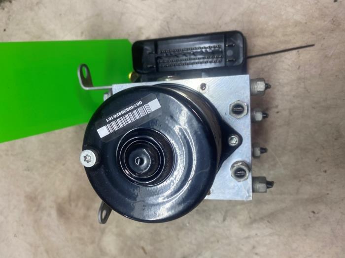 Usagé Bloc ABS BMW 1 serie (E87/87N) 116i 1.6 16V Prix € 48,40 Prix TTC proposé par Autosloperij de Turk