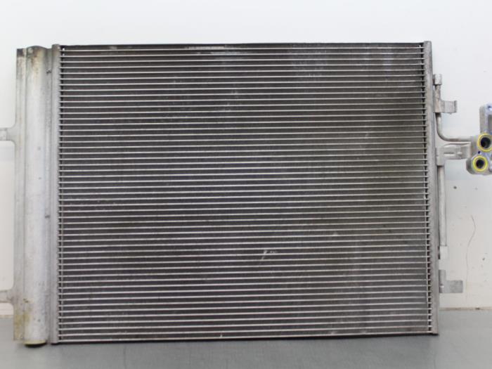 Usagé Radiateur clim Volvo V40 (MV) 1.6 D2 Prix € 64,00 Règlement à la marge proposé par Gebr Opdam B.V.