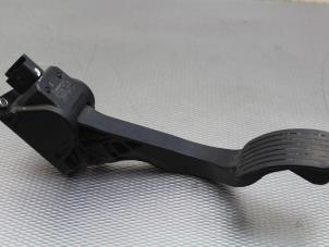 Used Accelerator pedal Peugeot Partner (GC/GF/GG/GJ/GK) 1.6 HDI 75 16V Price on request offered by Gebr Opdam B.V.