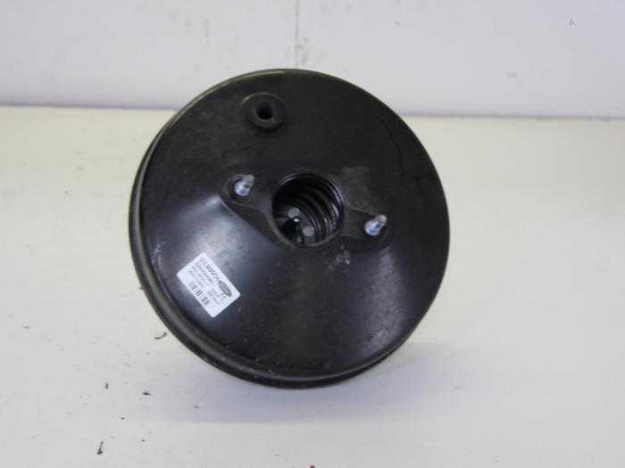 Begagnade Bromsservo Ford Fiesta 6 (JA8) 1.0 SCI 12V 80 Pris € 30,00 Marginaltabell erbjuds av Gebr Opdam B.V.