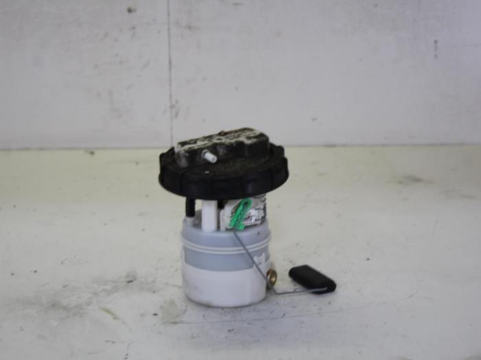 Bomba de gasolina de un Renault Twingo (C06) 1.2 16V 2004