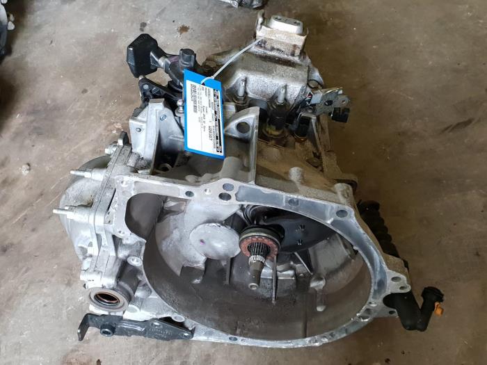 Usagé Boîte de vitesse Peugeot 308 (L3/L8/LB/LH/LP) 1.6 BlueHDi 120 Prix € 255,00 Règlement à la marge proposé par Gebr Opdam B.V.