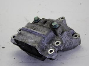 Used Gearbox mount Volkswagen Touran (1T1/T2) 1.6 FSI 16V Price on request offered by Gebr Opdam B.V.