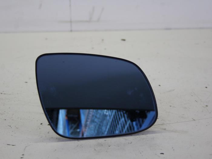 Mirror glass, right from a Kia Cee'd Sporty Wagon (EDF) 1.6 CRDi 16V 2010