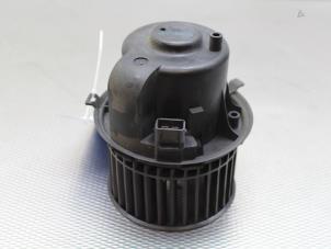 Usados Motor de ventilador de calefactor Ford Transit 2.4 TDdi 16V 300M Precio de solicitud ofrecido por Gebr Opdam B.V.