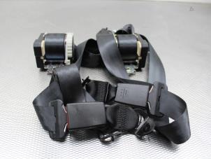 Used Set of seatbelts, rear seats Renault Twingo II (CN) 1.2 16V Price on request offered by Gebr Opdam B.V.
