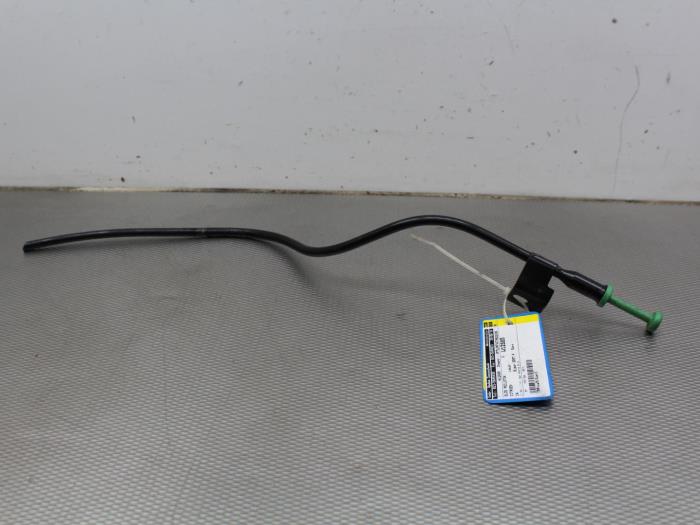 Gebrauchte Ölmessstab Citroen C4 Berline (LC) 1.4 16V Preis auf Anfrage angeboten von Gebr Opdam B.V.
