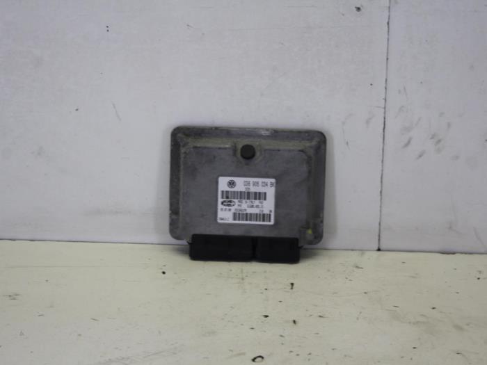 Used Engine management computer Skoda Fabia (6Y3) 1.4i 16V Price € 85,00 Margin scheme offered by Gebr Opdam B.V.