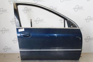 Used Front door 4-door, right Peugeot 607 (9D/U) 3.0 V6 24V Price € 100,00 Margin scheme offered by Gebr Opdam B.V.