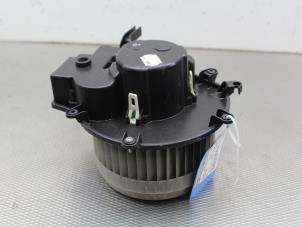 Used Heating and ventilation fan motor Mercedes CLK (R209) 3.0 280 V6 18V Price on request offered by Gebr Opdam B.V.