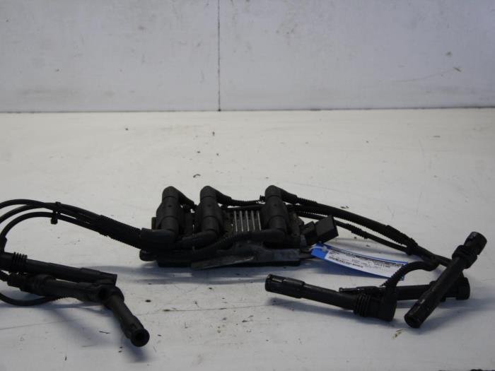 Used Ignition coil Audi A4 Avant (B5) 2.4 30V Price € 25,00 Margin scheme offered by Gebr Opdam B.V.