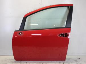 Gebrauchte Tür 4-türig links vorne Fiat Grande Punto (199) 1.4 Preis auf Anfrage angeboten von Gebr Opdam B.V.