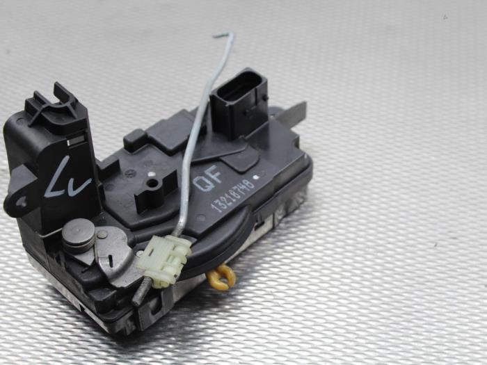 Serrure de porte avant droite pour CITROEN ZX Break (N2) d'occasion pas