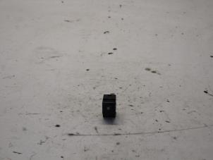 Used Tank cap cover switch Volkswagen New Beetle (9C1/9G1) 2.0 Price on request offered by Gebr Opdam B.V.