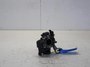 Used Throttle body Renault Twingo II (CN) 1.2 Price on request offered by Gebr Opdam B.V.