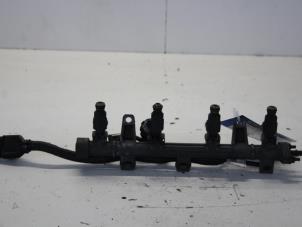 Used Injector (petrol injection) Hyundai Matrix Price on request offered by Gebr Opdam B.V.