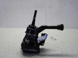 Usados Bomba de dirección asistida Peugeot 308 (4A/C) 1.6 HDi 16V FAP Precio € 125,00 Norma de margen ofrecido por Gebr Opdam B.V.
