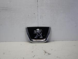 Usagé Emblème Peugeot 308 (4A/C) 1.6 HDi 16V FAP Prix € 30,00 Règlement à la marge proposé par Gebr Opdam B.V.