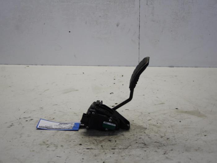 Gebrauchte Gaspedalposition Sensor Opel Movano Combi 2.2 DTI Preis auf Anfrage angeboten von Gebr Opdam B.V.