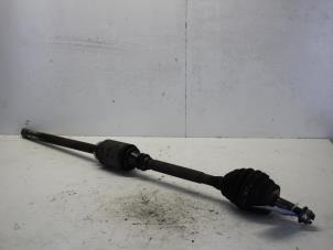Used Front drive shaft, right Opel Movano Combi 2.2 DTI Price € 35,00 Margin scheme offered by Gebr Opdam B.V.