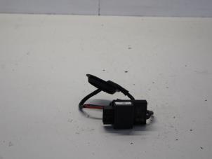 Used Fuel pump relay Seat Ibiza ST (6J8) 1.0 EcoTSI 12V Price on request offered by Gebr Opdam B.V.