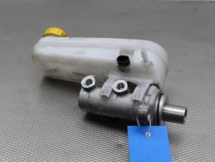 Used Master cylinder Peugeot Boxer (U9) 2.0 BlueHDi 130 Price on request offered by Gebr Opdam B.V.