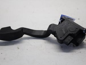 Used Throttle pedal position sensor Fiat Punto III (199) 1.3 JTD Multijet 85 16V Price € 50,00 Margin scheme offered by Gebr Opdam B.V.