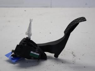 Used Throttle pedal position sensor Volkswagen New Beetle (9C1/9G1) 1.6 Price on request offered by Gebr Opdam B.V.