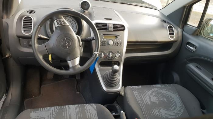 Airbag Set+Modul van een Opel Agila (B) 1.0 12V 2011
