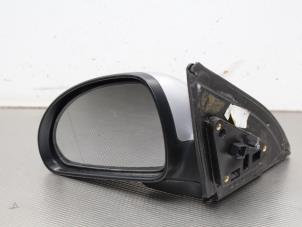 Gebrauchte Außenspiegel links Kia Cee'd (EDB5) 1.6 CVVT 16V Preis auf Anfrage angeboten von Gebr Opdam B.V.