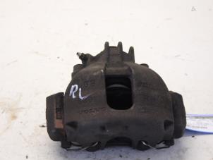 Usados Pinza de freno derecha delante Volvo S80 (KV/P80JU) 2.4 20V 140 Bifuel CNG Precio € 25,00 Norma de margen ofrecido por Gebr Opdam B.V.