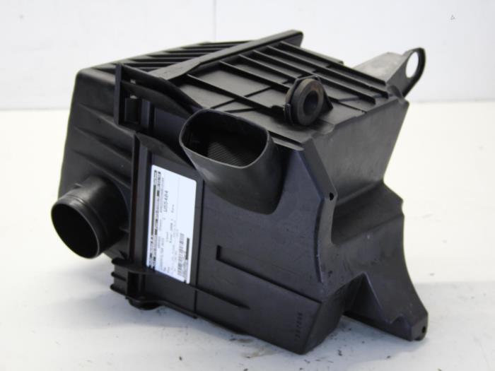 Begagnade Luftfilterhus Volkswagen Fox (5Z) 1.2 Pris € 34,00 Marginaltabell erbjuds av Gebr Opdam B.V.