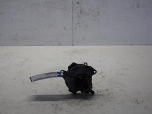 Used Vacuum pump (petrol) Audi A3 Sportback Quattro (8PA) Price on request offered by Gebr Opdam B.V.