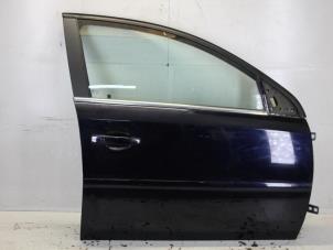 Used Front door 4-door, right Opel Signum (F48) 2.2 DGI 16V Price on request offered by Gebr Opdam B.V.