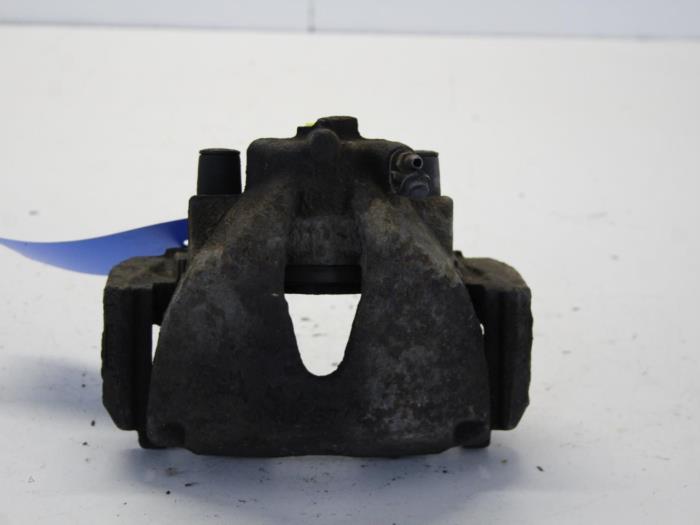 Front brake calliper, left from a Opel Astra G (F07) 1.8 16V 2000
