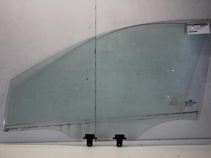 Door window 4-door, front left from a Kia Picanto (TA) 1.0 12V 2014