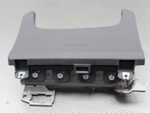 Usagé Airbag genou gauche Toyota Prius (ZVW3) 1.8 16V Prix sur demande proposé par Gebr Opdam B.V.