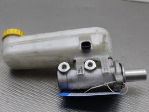 Used Master cylinder Peugeot Boxer (U9) 2.2 HDi 100 Euro 4 Price on request offered by Gebr Opdam B.V.