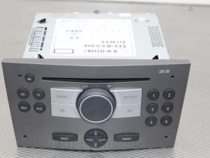 Gebrauchte Radio CD Spieler Opel Zafira (M75) 1.6 16V Preis auf Anfrage angeboten von Gebr Opdam B.V.