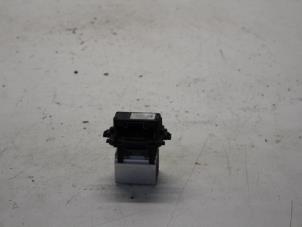 Used Heater resistor Peugeot 308 SW (4E/H) 1.6 VTI 16V Price on request offered by Gebr Opdam B.V.