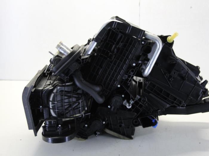 Heater housing from a Ford Focus 3 Wagon 1.6 TDCi ECOnetic 2013