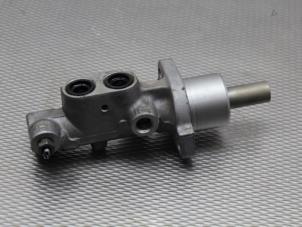 Usagé Cylindre de frein principal Peugeot 206+ (2L/M) 1.4 XS Prix sur demande proposé par Gebr Opdam B.V.