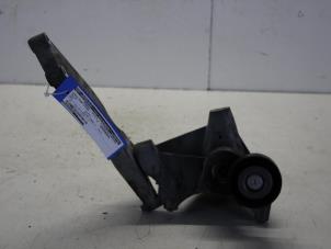 Used Air conditioning bracket Volvo S80 (AR/AS) 3.2 24V Price on request offered by Gebr Opdam B.V.