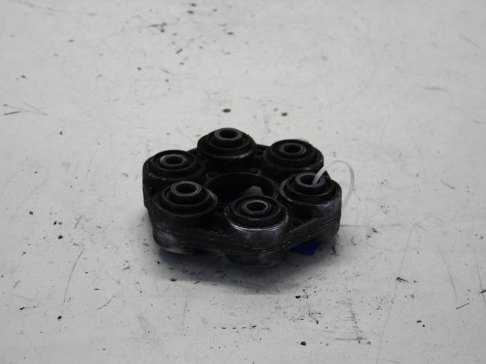 Begagnade Hårddisk BMW 5 serie (F10) 530d 24V Pris på förfrågan erbjuds av Gebr Opdam B.V.