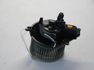 Usados Motor de ventilador de calefactor Citroen Xsara Break (N2) 1.6i 16V Precio € 30,00 Norma de margen ofrecido por Gebr Opdam B.V.