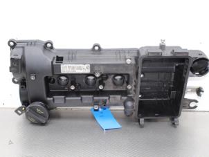 Used Rocker cover Kia Picanto (TA) 1.0 12V Price on request offered by Gebr Opdam B.V.