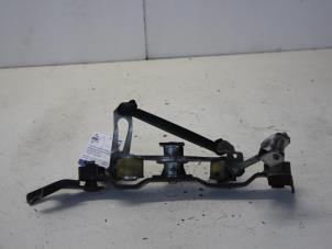 Used Gearbox mechanism Opel Astra H (L48) 1.6 16V Twinport Price on request offered by Gebr Opdam B.V.